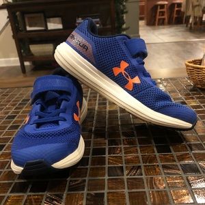 Boys Under Armour sneakers